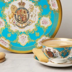 Royal Collection Shop Coat Of Arms Shortbread Biscuit Tin* Biscuits