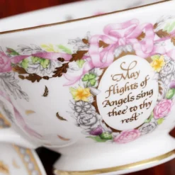 Royal Collection Shop Queen Elizabeth Ii Commemorative Teacup And Saucer* Cups & Saucers